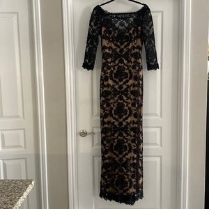Tadashi Shoji Lace Black Evening Gown Size 4